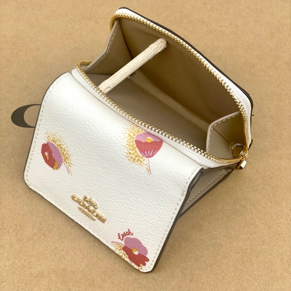 Coach White Floral Small Trifold Wallet - Picture 8 of 10